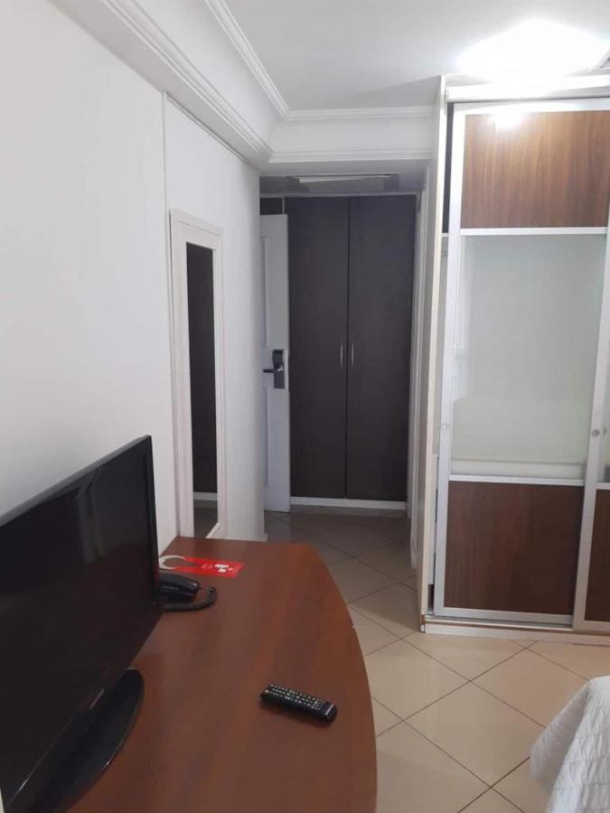 Apartamento Flat Bem Localizado - 8032 Rio de Janeiro